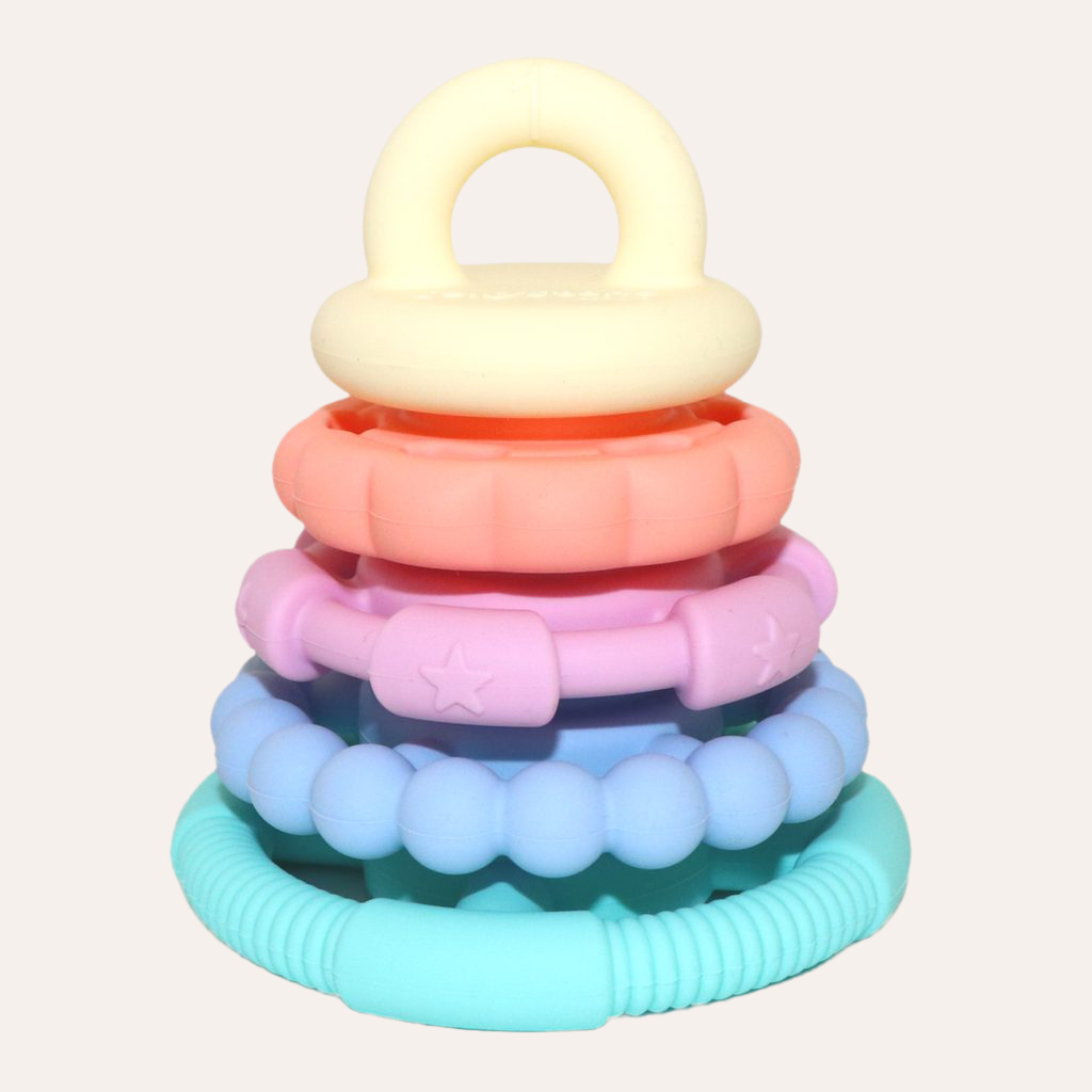 Jellystone Designs Skládací pyramida s kousátky, pastelová