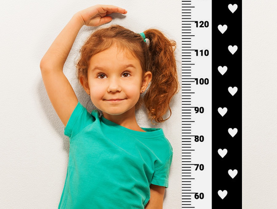 Pastelowe Love Nálepka na zeď – dětský metr srdce barva: černá