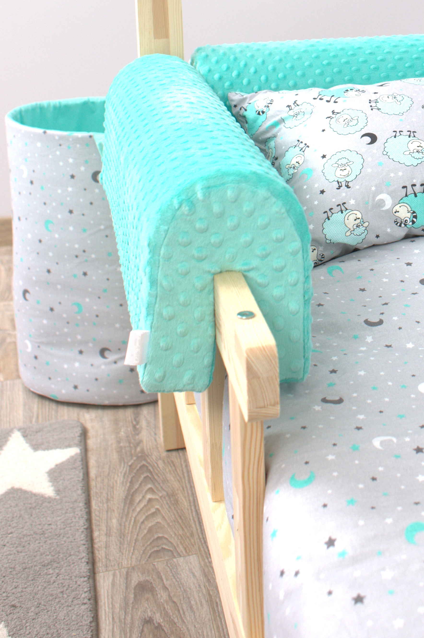 ELIS DESIGN Chránič na postel pěnový – 80 cm barva: Bílá, Délka: 80 cm