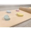 Detail oboustranneho montessori prkna pasteloveho