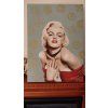 Marilyn v červených šatech