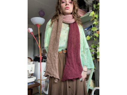 Trikolora šála hnědá