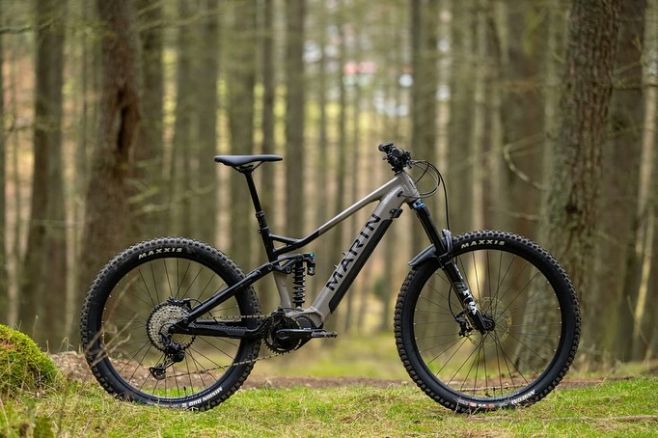 🚲 Prečo by si mal zvážiť kúpu tohto elektrobicykla❓ Na našom 🛍️ e-shope sme si pre teba pripravili 📄 krátky článok o...