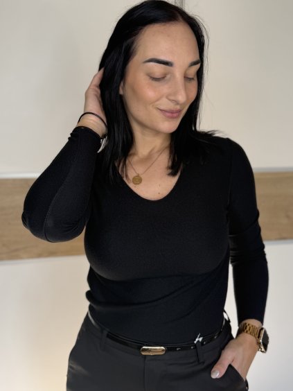 Úpletové ČERNÉ tričko s dlouhým rukávem