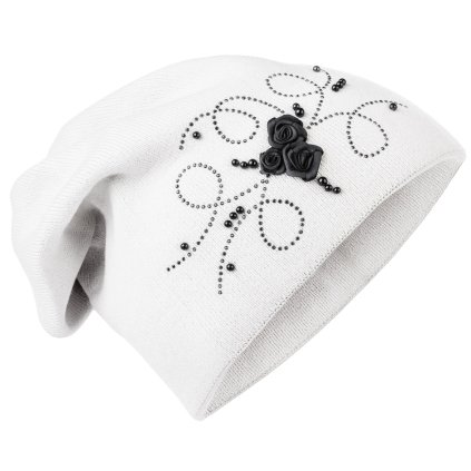 Női kötött sapka rózsákkal és strasszkövekkel, fehér színben