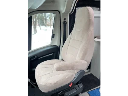 Autopotahy do karavanu šité na míru