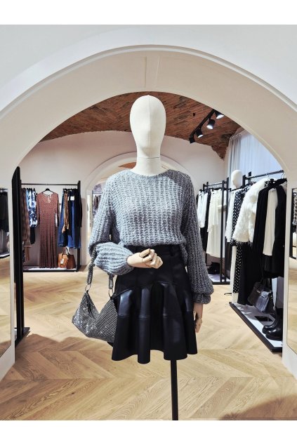 574563946 18304190752271976 1648740677318473756 n