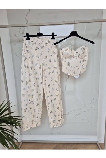 Nohavice flower milk