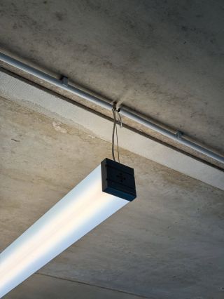 💡 Nové designové svítidlo Prisma, které se přizpůsobí prostoru. Ne naopak. Navrhneme ho na míru přesně podle tvých potřeb...