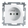 basic55 - 5521B-A0235794 - zásuvka jednonásobná, s clonkami - biela