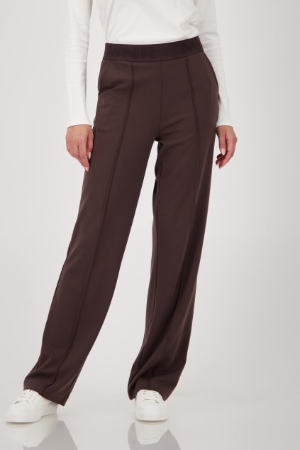 809282 520 Model Front 1200