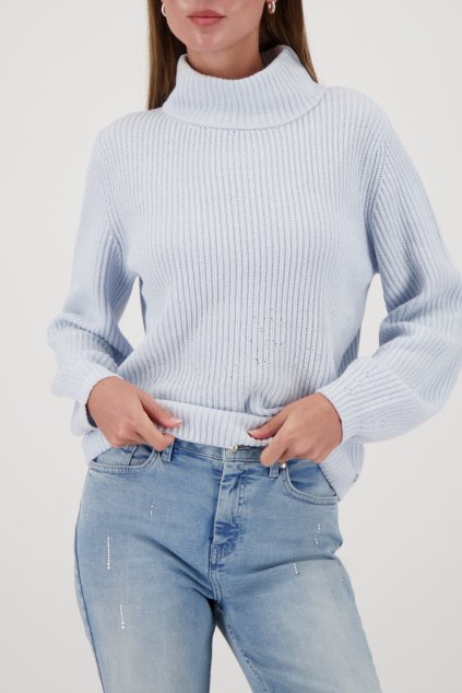 809509 735 Model Front 1200