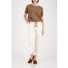 410748 143 Model FullBody 1200