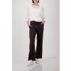 410897 105 Model FullBody 1200