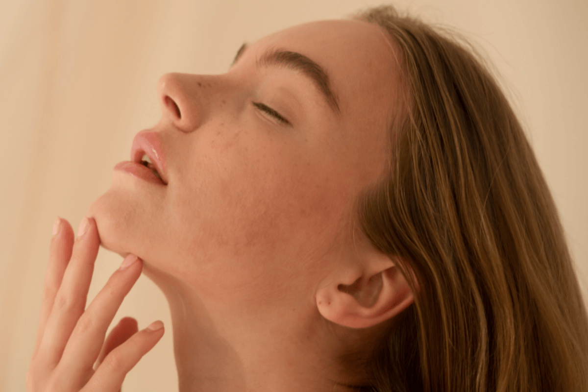 Co je vědomá péče o pleť a proč ji praktikovat?