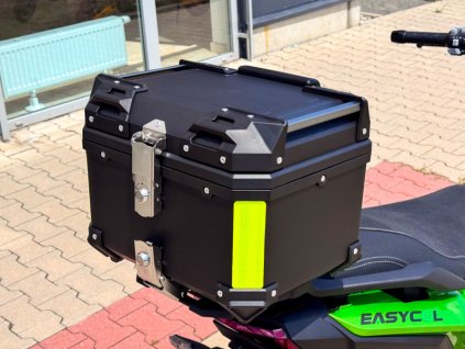 Motorcycle trunk, 30L, plastic, 43x38x37 cm 139 91