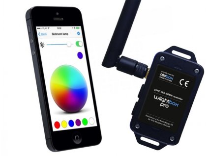BLEBOX wlightbox pro - LED OVLADAČ S EXTERNÍ ANTÉNOU