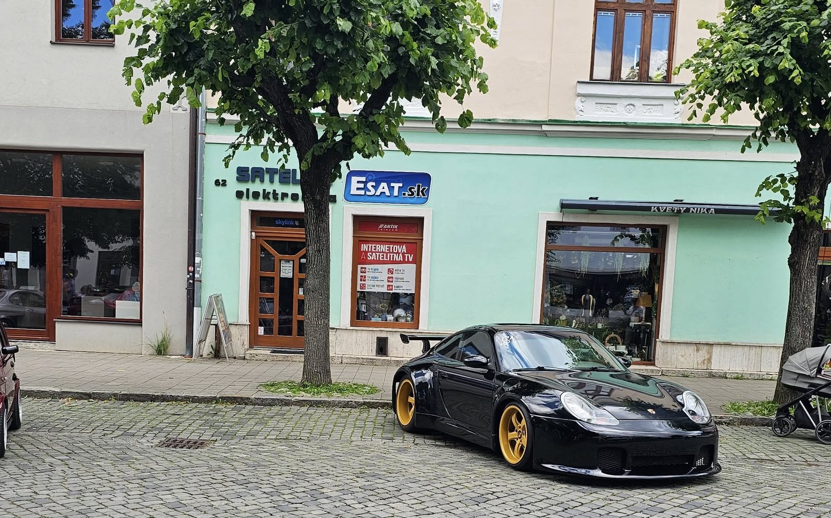 Tuning Meet Kežmarok 2025 spojil autá a dobrý skutok
