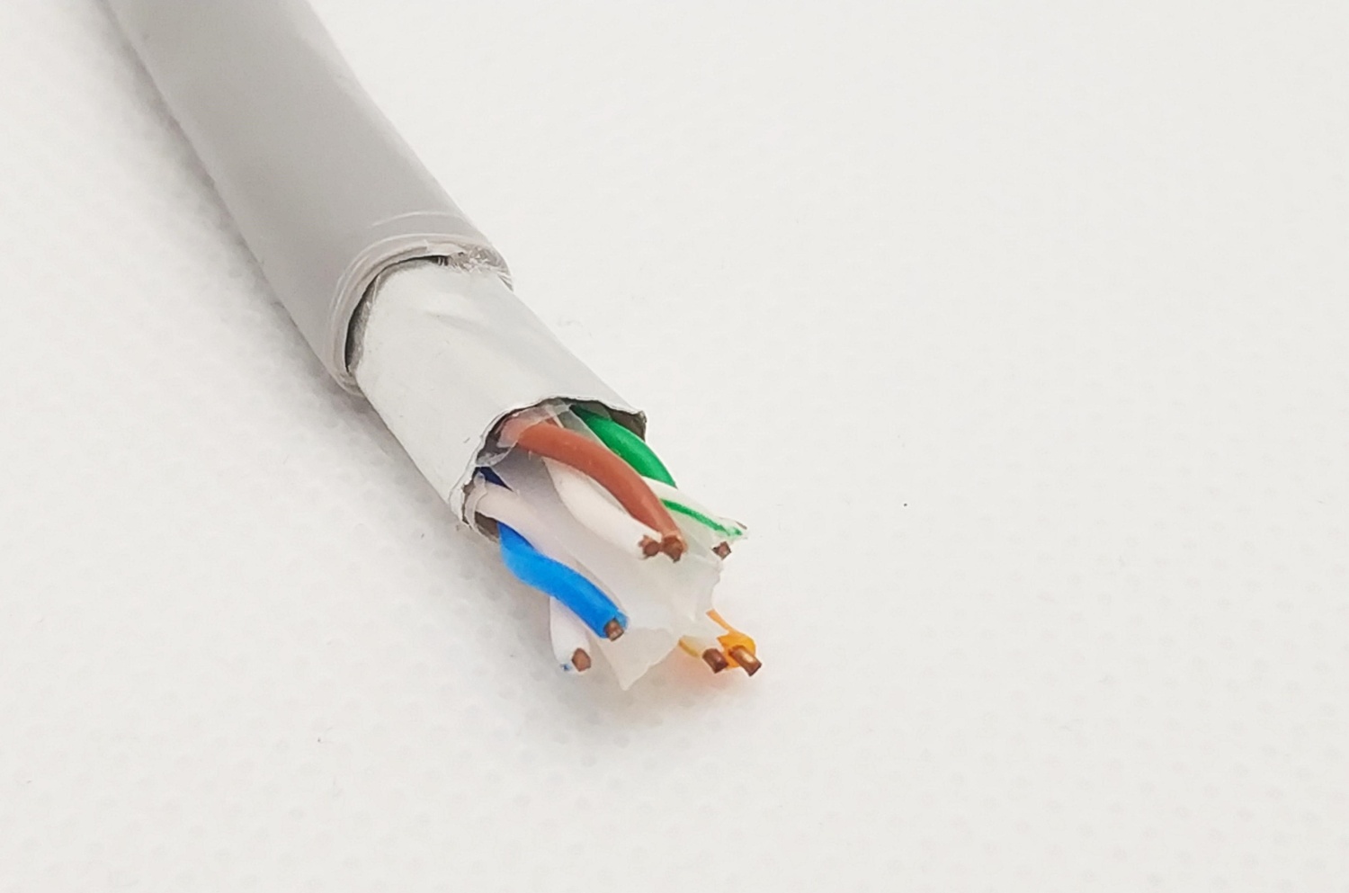 E-shop Zircon kabel FTP 5e CU - návin 305m 8594163277741