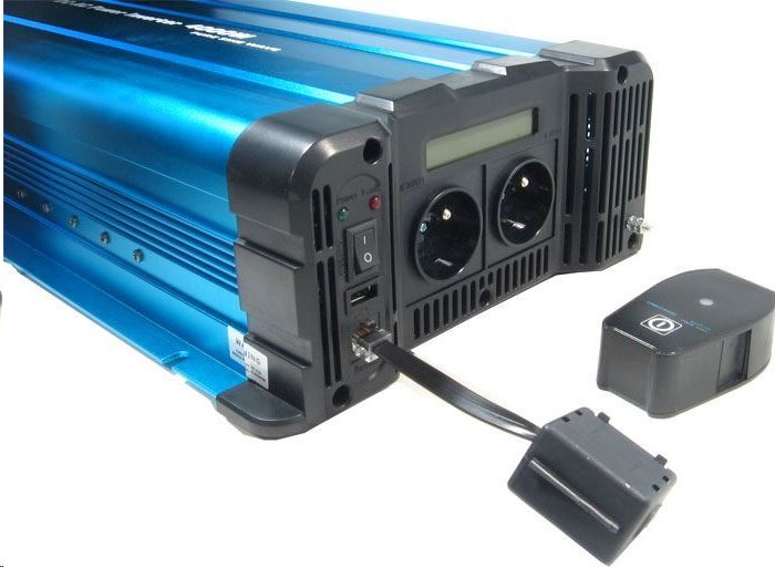 E-shop Měnič napětí Solarvertech FS2000 24V/230V 2000W + USB, dálkové ovládání, čistá sinusovka