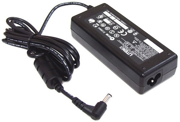 E-shop Acer 90W ADAPTER + EU CORD NP.ADT0A.044