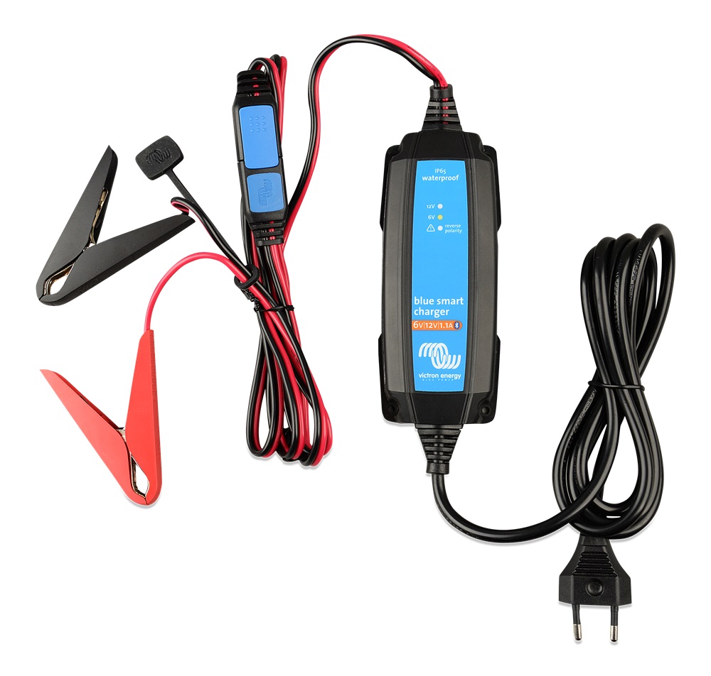 E-shop Nabíječka chytrá Victron Energy BlueSmart 6V/12V/1,1A + DC konektor, Bluetooth, IP65 BPC120134034R