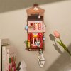 RoboTime miniatura domečku k zavěšení Kancelář pošty