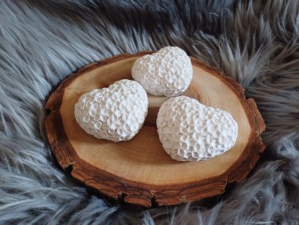 Srdíčko s květy šeříků