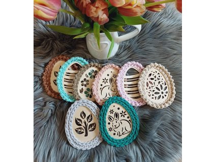 Obháčkovaný výřez ve tvaru vajíčka