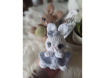 Roztomilý háčkovaný zajíček/zaječice