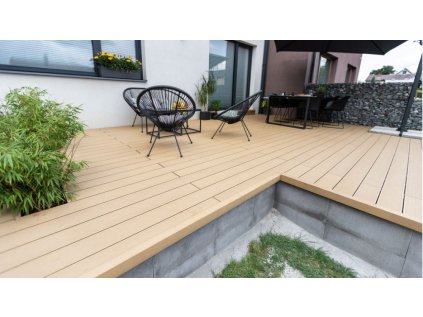 Terasové prkno WPC Guttadeck (Barva original wood, Rozměr 140 x 25 x 4000 mm)