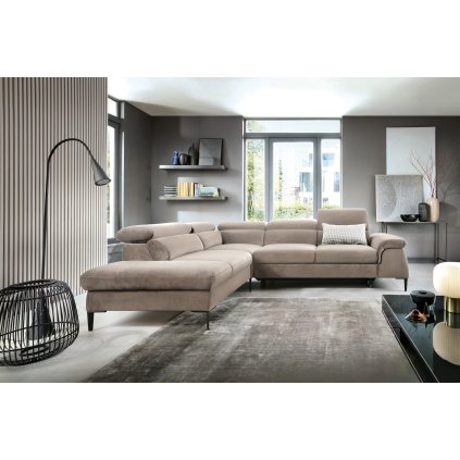 Blues ar1 2020 01 vogue 2