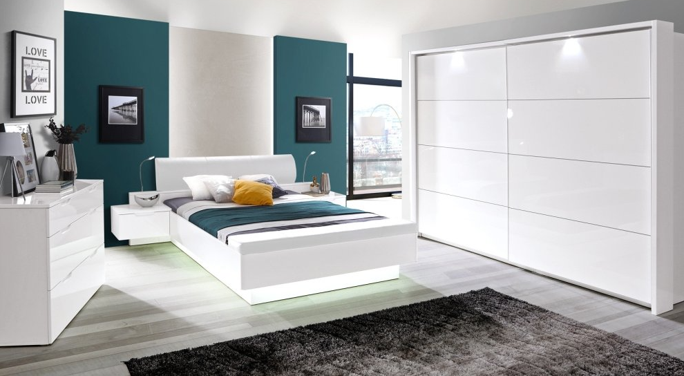 Šikovný nábytok pre tých, čo milujú poriadok (ale neradi upratujú)