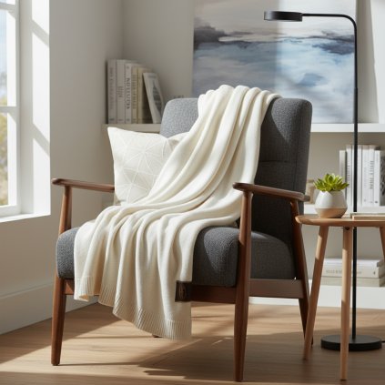 deka emi kremova 150 x 180 cm na kresle