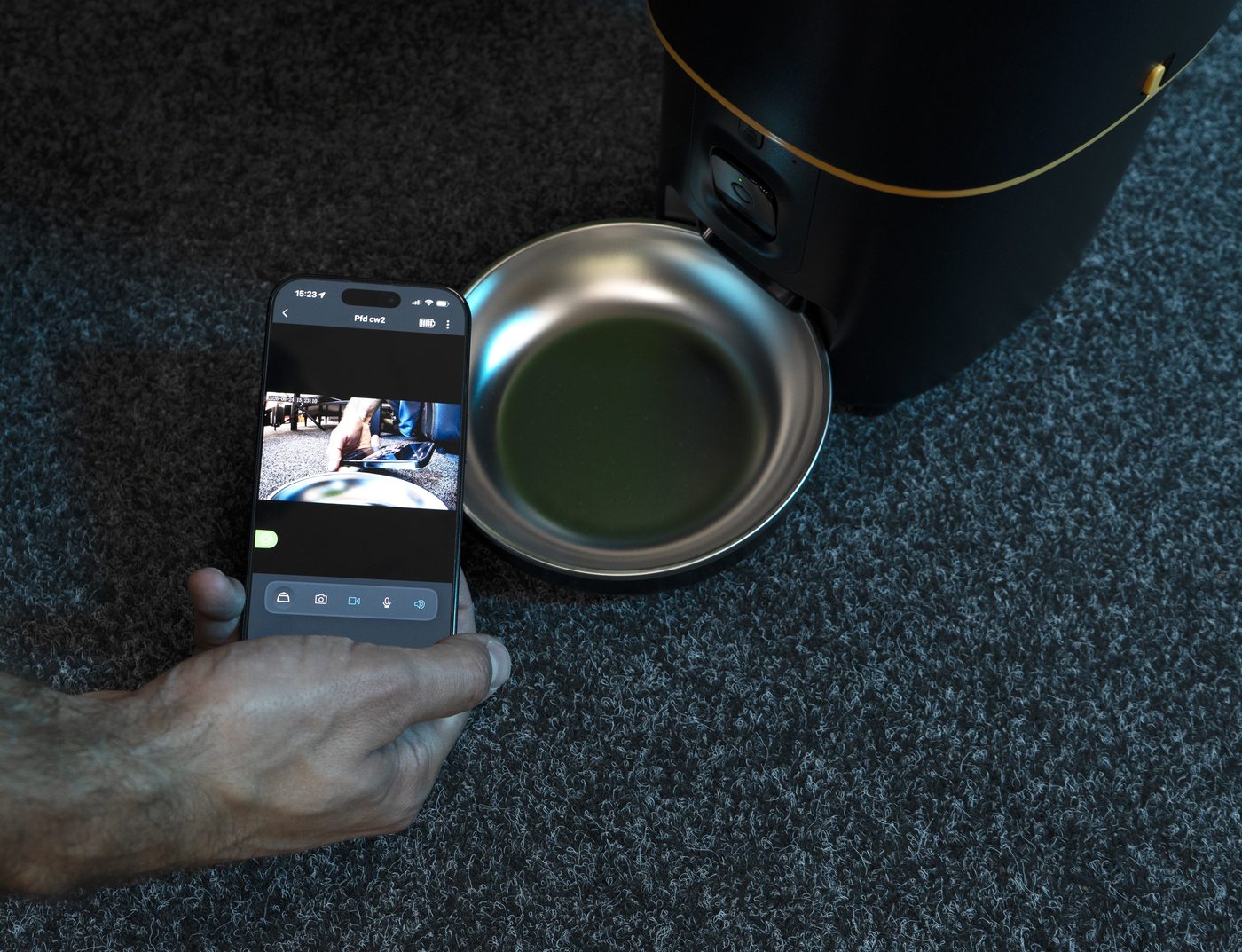 Setting up the Myers PFD-CW2 pet feeder over Wi-Fi using the mobile app
