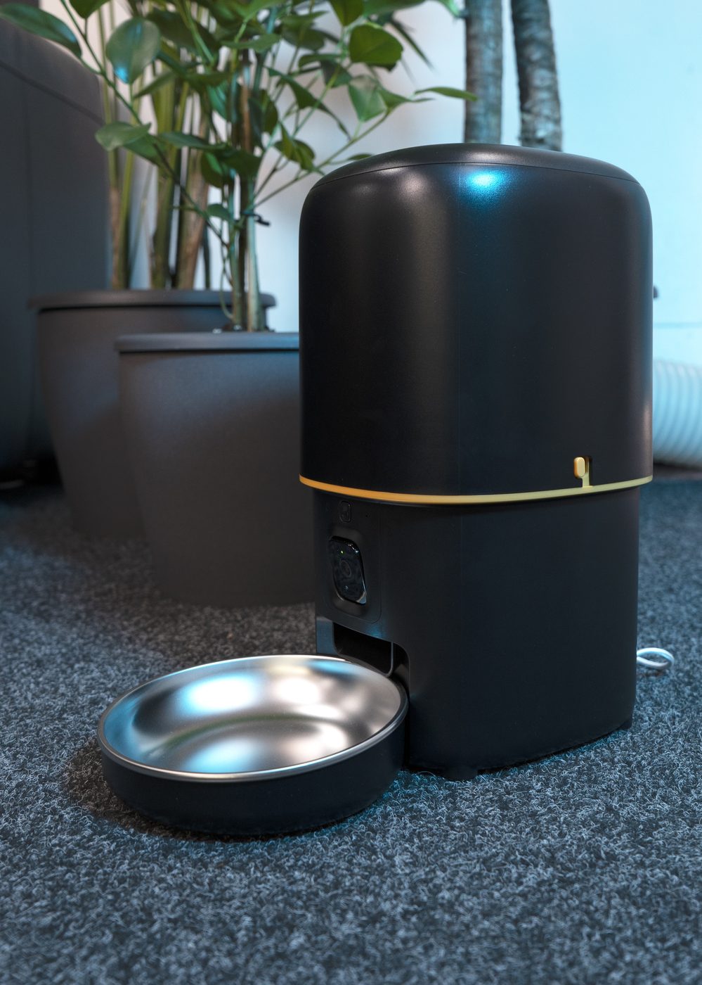 Close-up of the built-in camera lens on the front of the Myers PFD-CW2 pet feeder