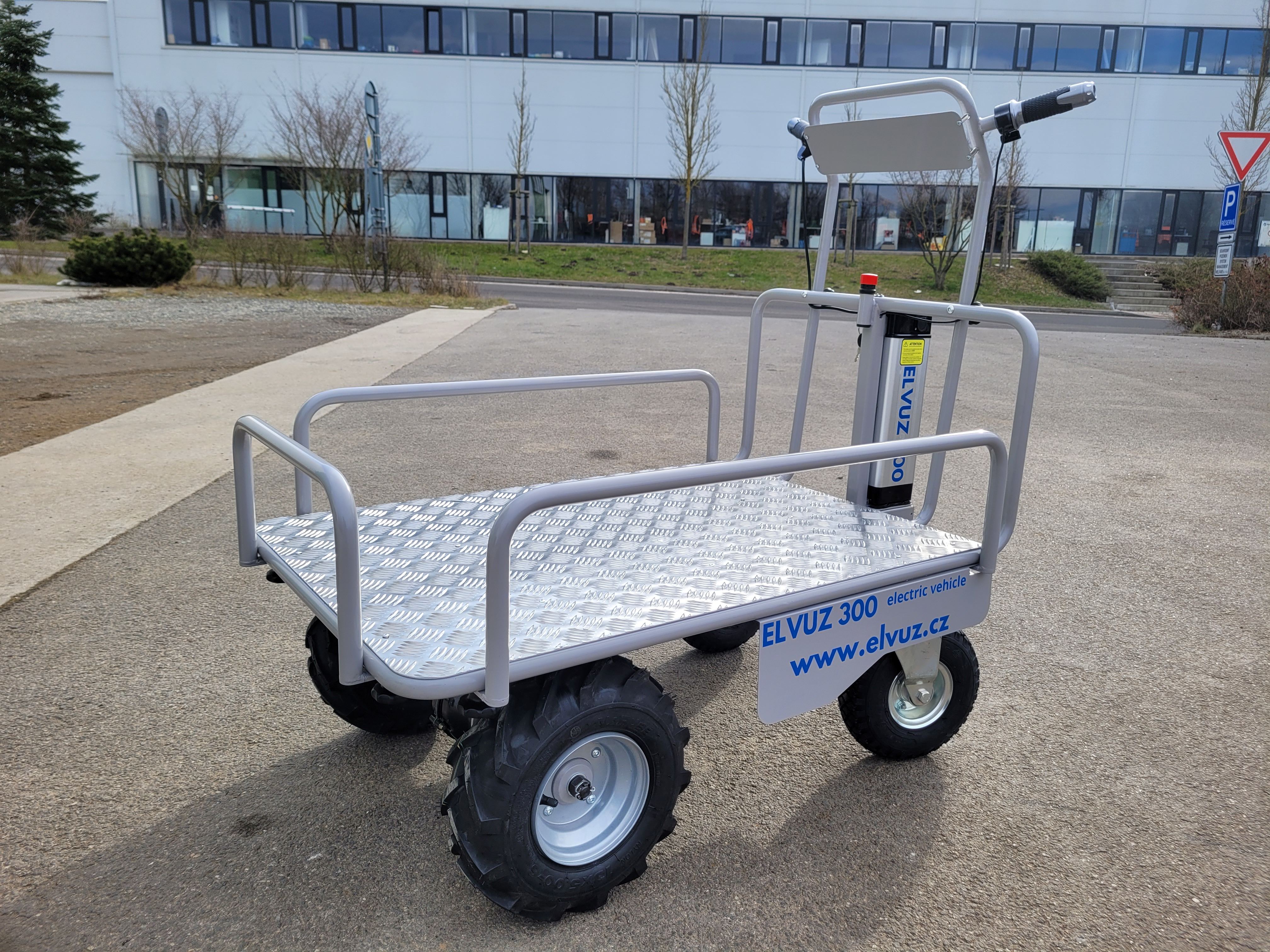 ELVUZ 300 PLATFORM OFF-ROAD