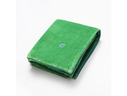 Zelená deka United Colors of Benetton 100% recyklovaný polyester / 140 x 190 cm