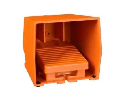 Nožní spínač Schneider XPER611
