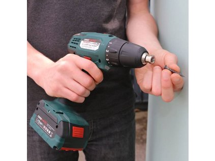 Aku vrtačka POWXQ5235 POWERPLUS / Šroubovák 18V LI-ION