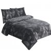 Dvojdielna posteľná bielizeň / mikroplyš / 70 x 90 cm / 140 x 200 cm / 100 % polyester / 240 g/m² / motív peria / tmavosivá