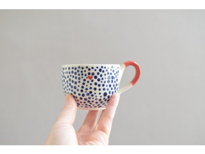 Červenomodrý zvenku tečkovaný se srdíčkem 150 ml