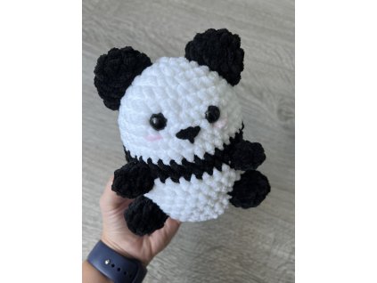 Háčkovaná panda