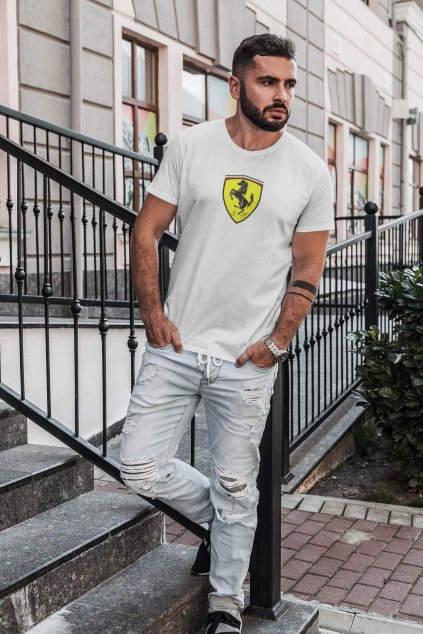 Pánské tričko s logem auta Ferrari