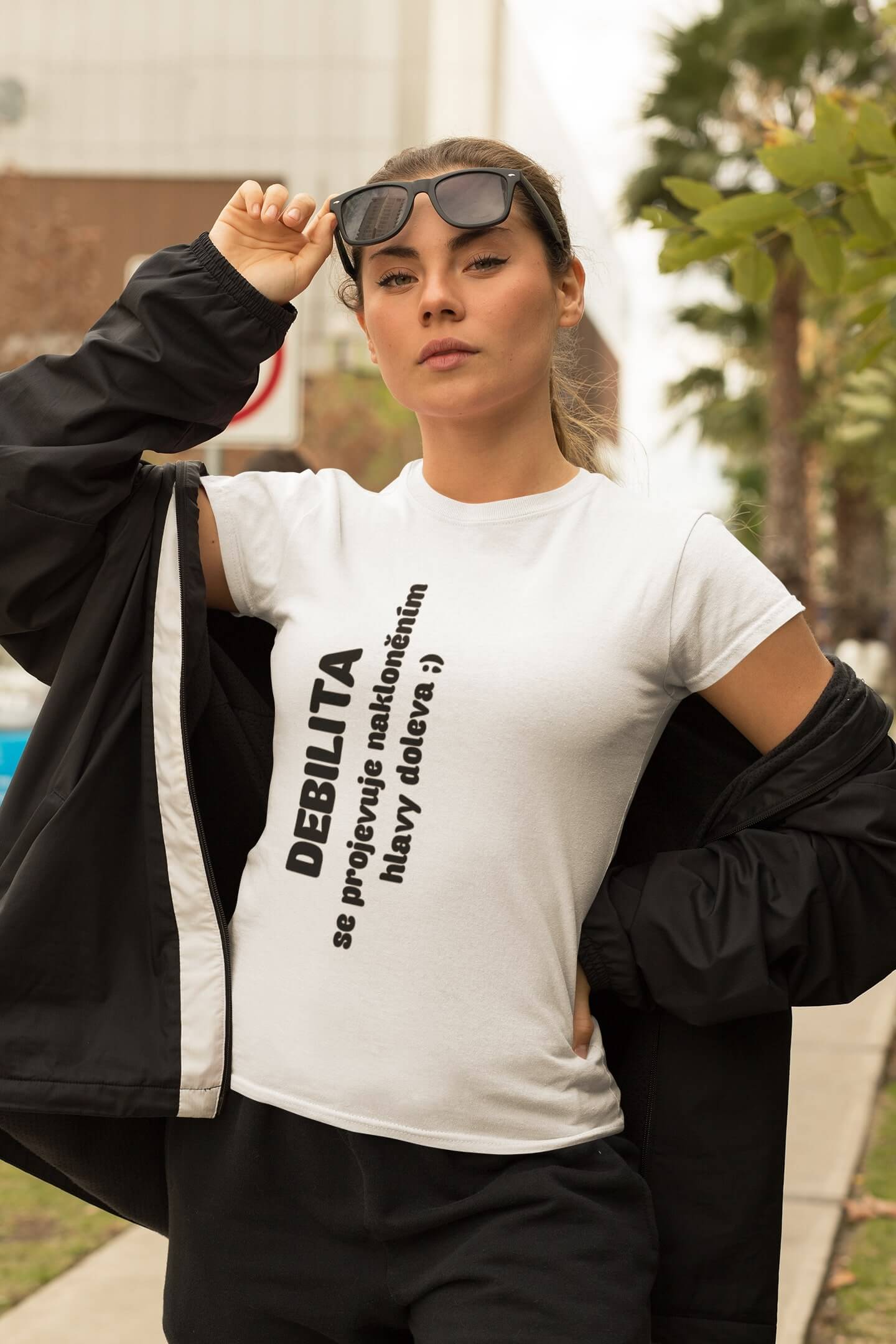 Dámské tričko Debilita Barva: Bíla, Velikost: XL