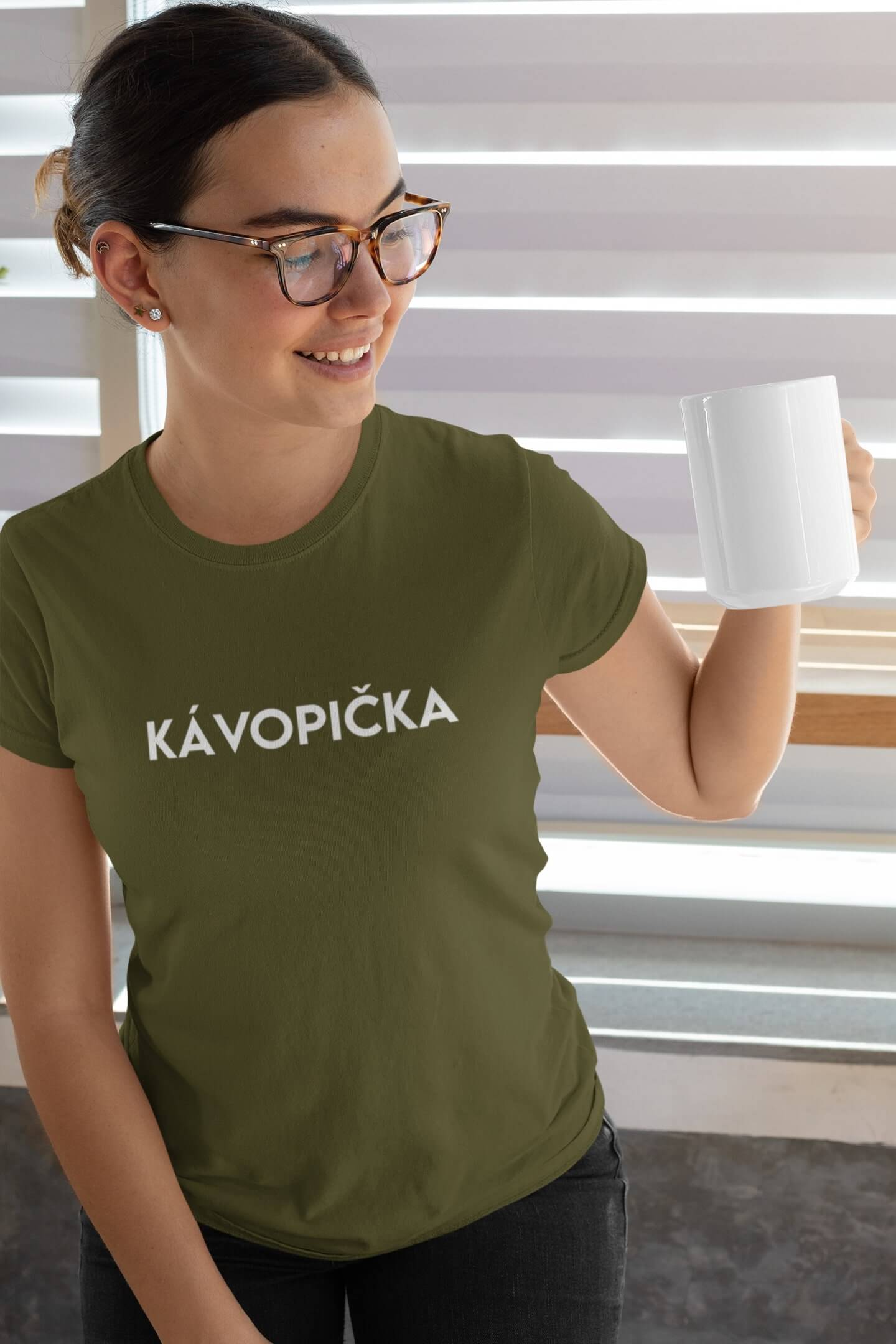 Levně Dámské tričko Kávopička Barva: Khaki
