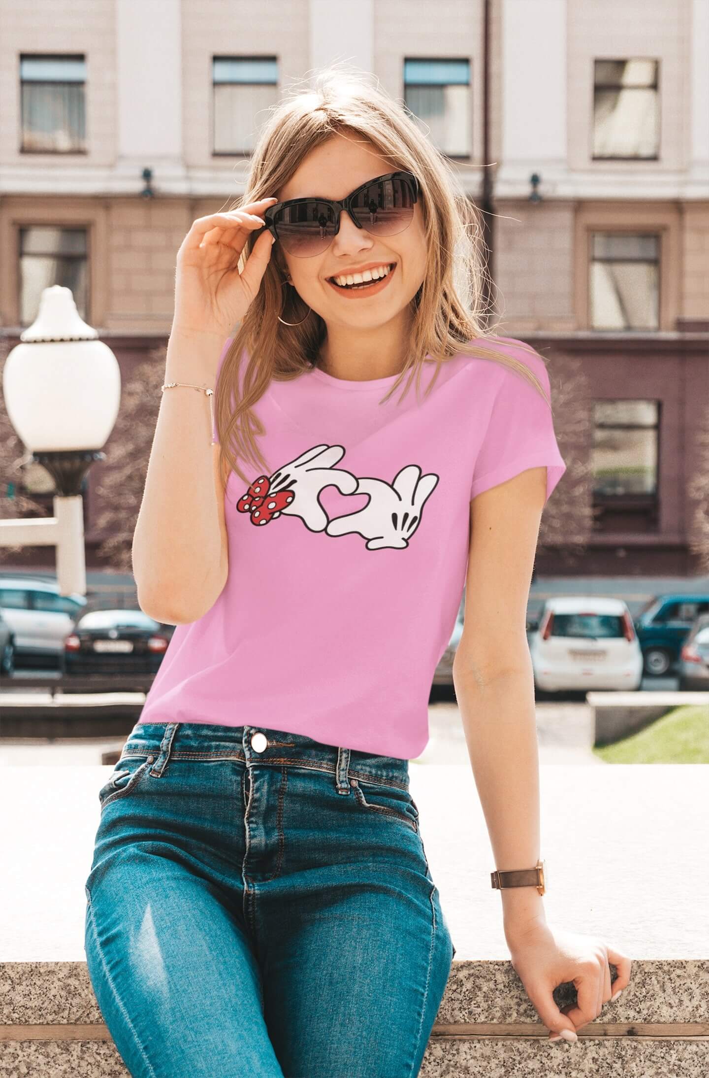 Dámské tričko Ruky Minnie Barva: Ružová, Velikost: S