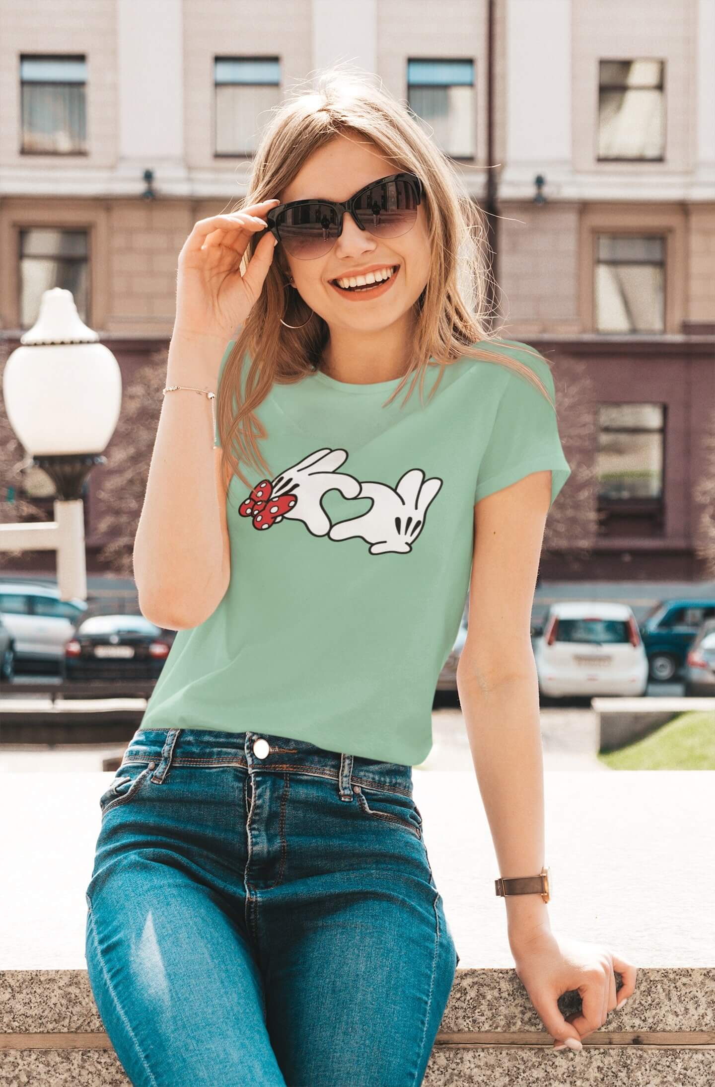 Dámské tričko Ruky Minnie Barva: Mätová, Velikost: XS