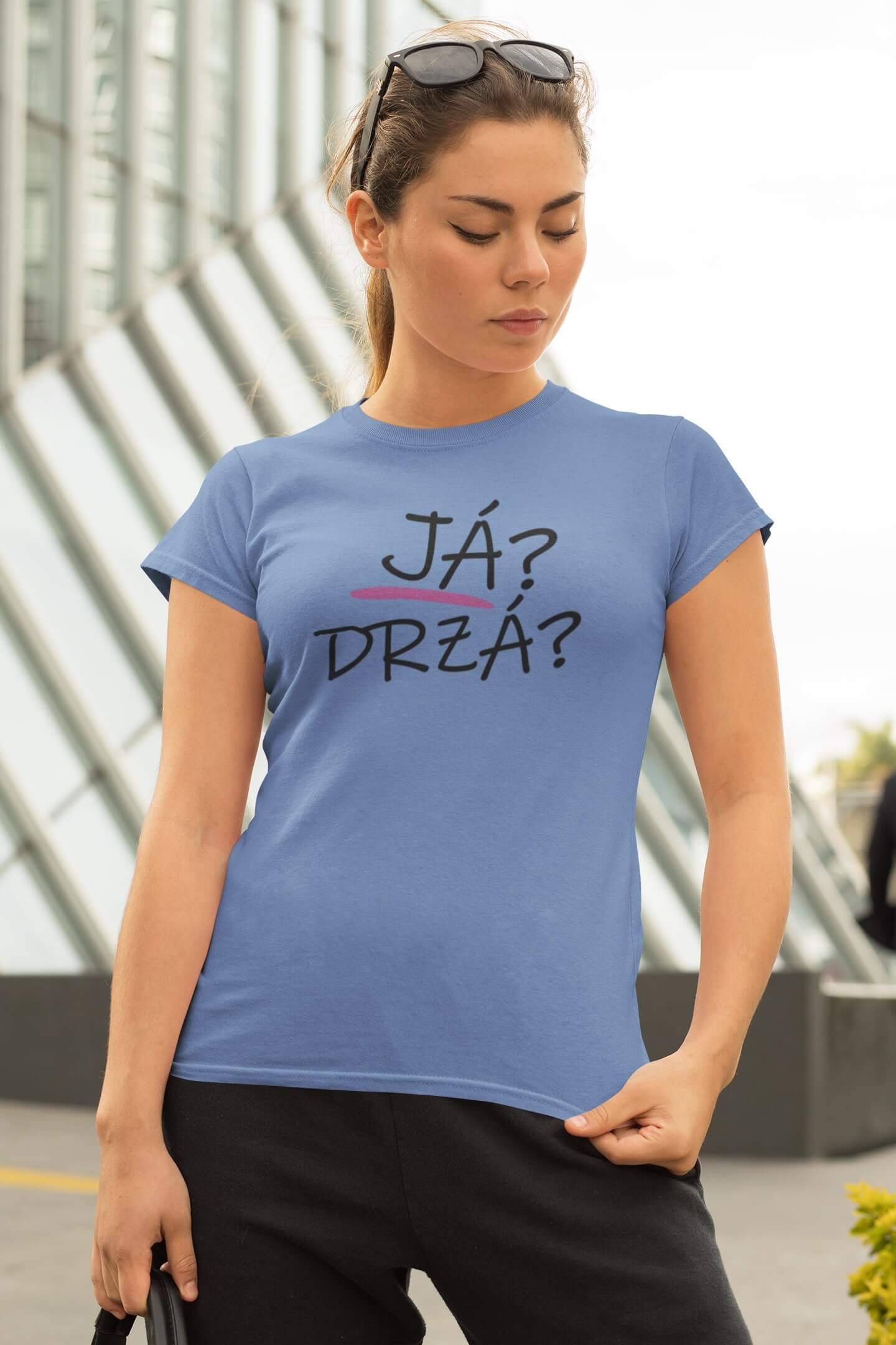 Dámské tričko Já? Drzá? Barva: Světlemodrá, Velikost: L