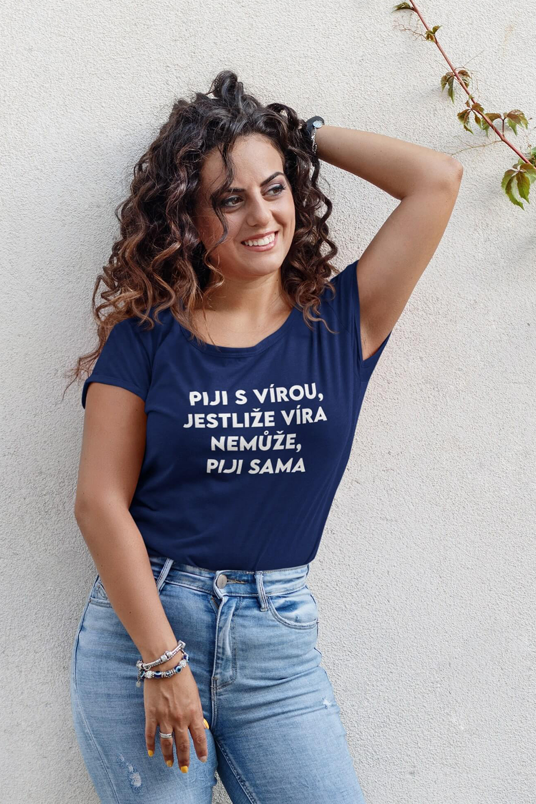 Levně Dámské tričko Piji s Vírou Barva: Půlnoční modrá